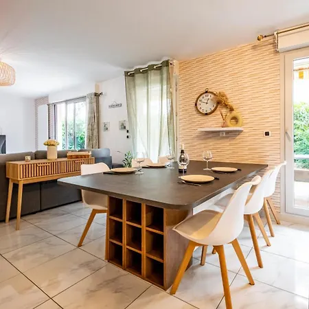 Apartman Le Petit Nid Centre Et Garage Prive
